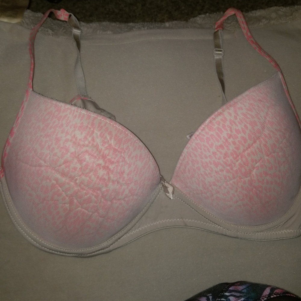 Izod 38 C